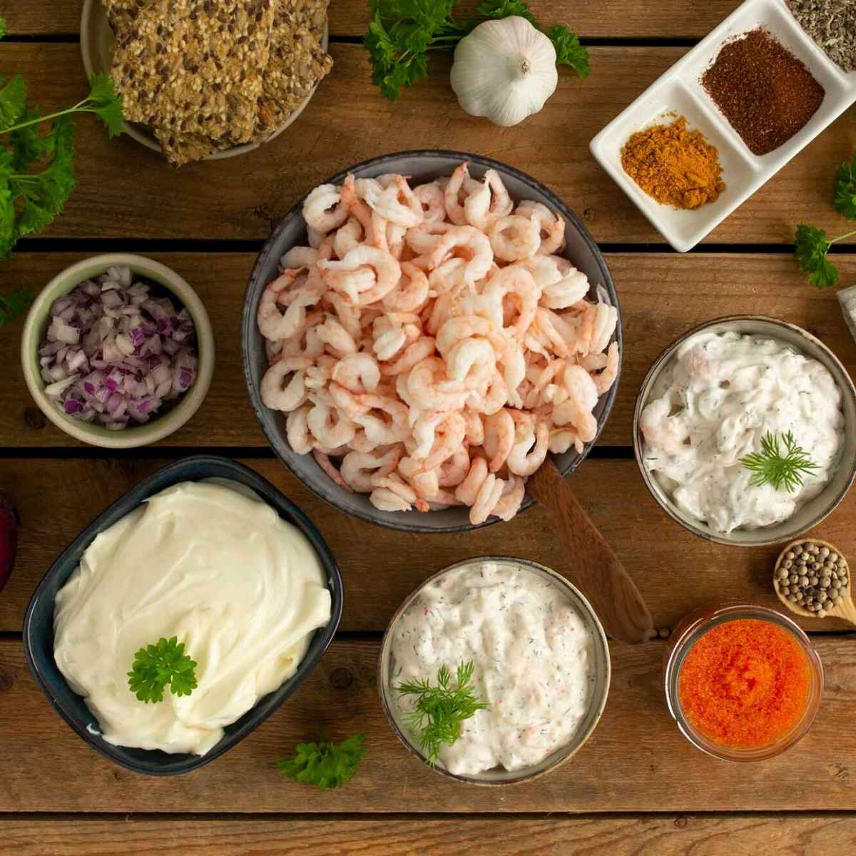 Salate cu hering si creveti